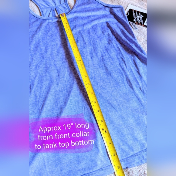 Size Med Head BNWT, racer back, heather light blue tank top - Picture 4 of 11